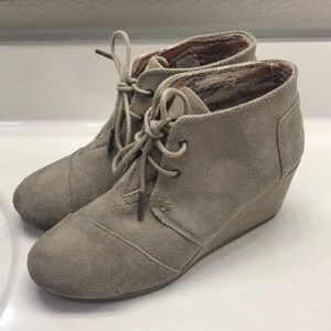 Toms Tan ankle Booties Size 8.5